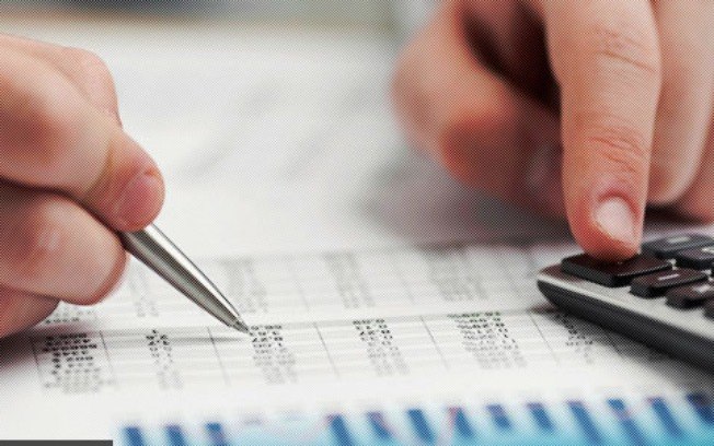 Especialista mostra que pequenas mudanças de hábitos podem ajudar muito no controle das finanças pessoais