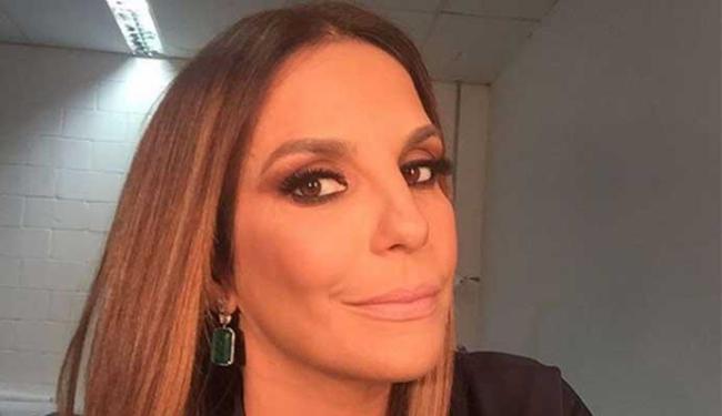 'No nosso terreno, só a gente bate laje', disse Ivete (Foto: Reprodução | instagram | @ivetesangalo)