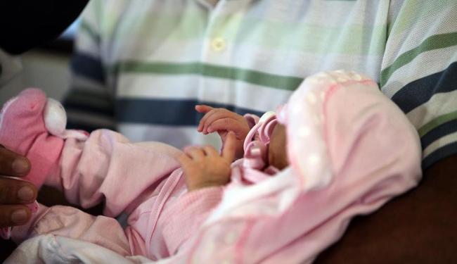 Para pedir o benefício, é preciso agendar uma perícia no INSS pelo número 135 (Foto: Xando Pereira | Ag. A TARDE | 16.12.2015)