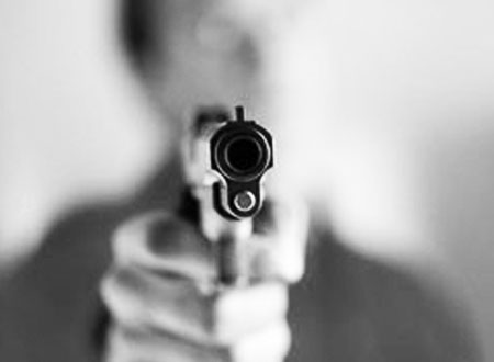 Mortes estariam ligadas à atuação do policial no bairro, que há poucos dias trocou tiros com um traficante