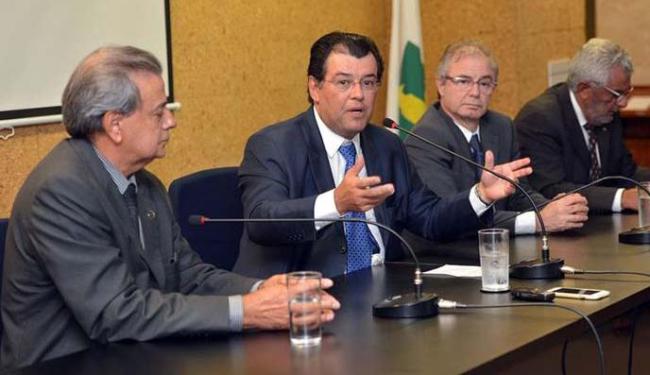 Ministro Eduardo Braga fez o anúncio nesta quinta-feira (Foto: Fabio Rodrigues Pozzebom | Agência Brasil)
