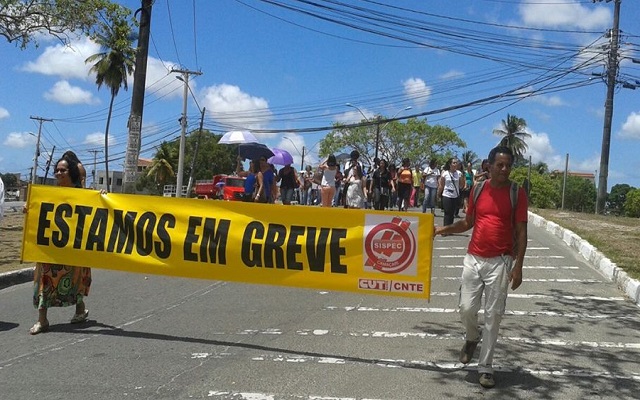 Em greve, professores anunciam nova assembleia e ato público na Câmara