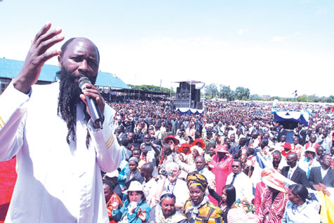 David Edward Owuor prega 'Arrependimento e Santidade' e combate a ‘teologia da prosperidade’ em detrimento da ‘salvação de almas’, em suas apresentações