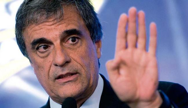 Em documento com 100 páginas, Eduardo Cardozo fará de tudo para barrar impeachment (Foto: Marcelo Camargo | Agência Brasil | 12.2.2016)