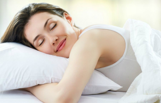 Nos Estados Unidos, uma em cada 10 pessoas dorme sem roupa