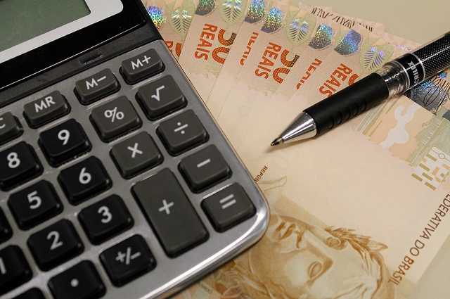 Trabalhador do setor privado poderá oferecer até 10% do saldo de seu FGTS como garantia em um empréstimo descontado em folha