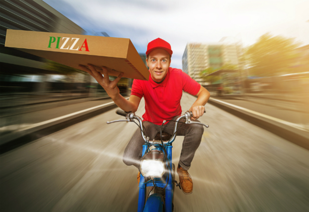 De acordo com a ECD Food Service, uma pizzaria delivery vende em média 1.600 pizzas por mês