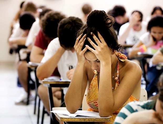 Governo federal apresentou medida provisória para mudar anos finais da educação básica. MP precisa ser discutida e votada no Congresso em até 120 dias.