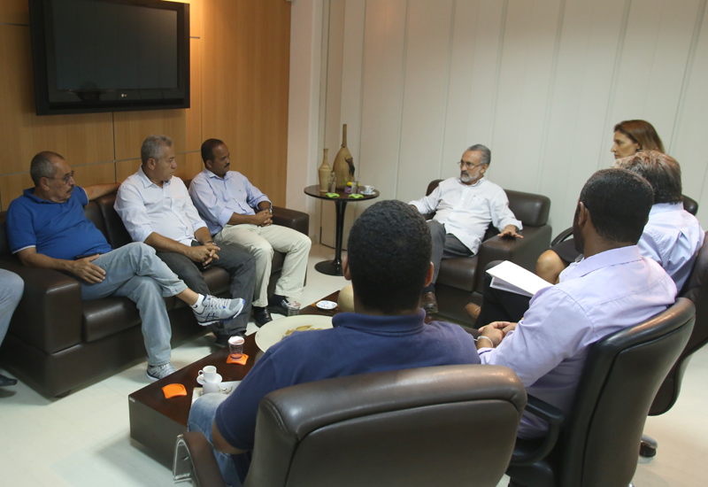Prefeito Ademar Delgado reunido com prefeito eleito Elinaldo Araújo (Foto: Adeilson Carvalho)