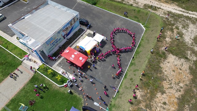 corrida Dômina Fit Pro em alusão ao Outubro Rosa (Foto: André Damasceno)