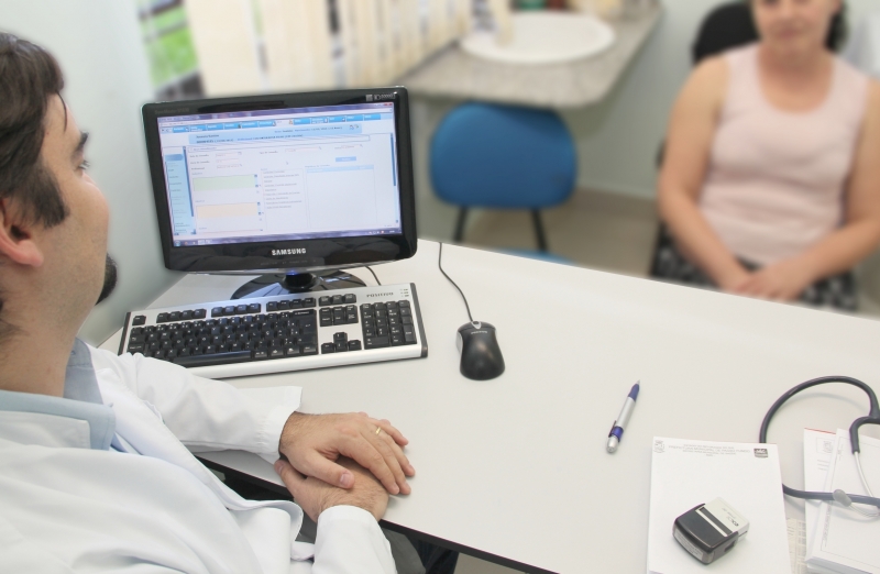 A ideia é ter um sistema nacional digitalizado com todas as informações dos brasileiros que usam serviços de atenção básica do SUS
