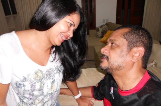 Obrigado meu Deus, pela companheira, pela guerreira, pela incansável criatura que me apresentaste para me acompanhar no meu agitado dia-a-dia