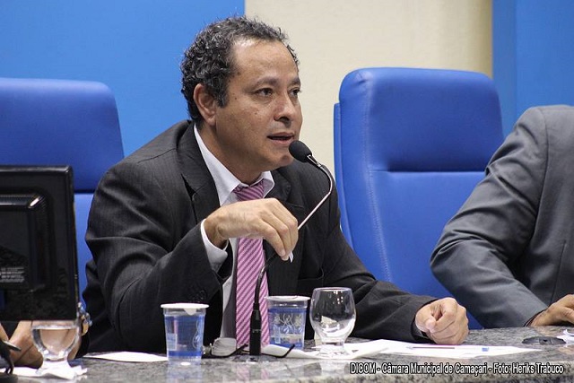 Na visita à UPA, Elias Natan constatou que a unidade foi inaugurada sem plenas condições de funcionamento