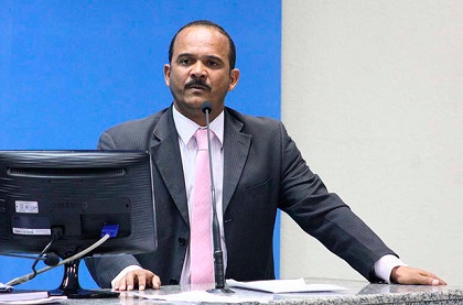 Prefeito Antônio Elinaldo (DEM) (Foto: Reprodução) Prefeito Antônio Elinaldo (DEM) (Foto: Reprodução)