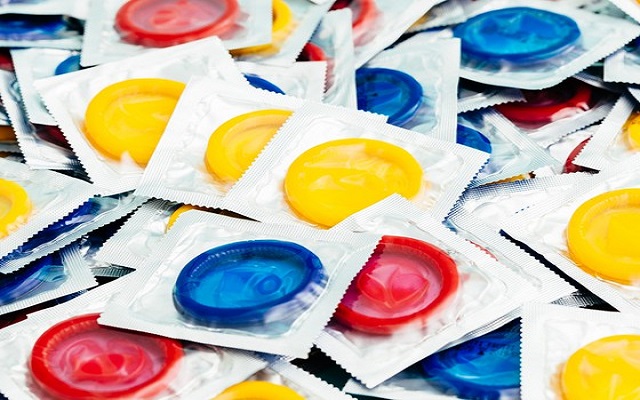 Preservativos: aumento nos casos de sífilis sugere que as campanhas de prevenção não estão surtindo efeito (Foto: Thinkstock/Getty Images)