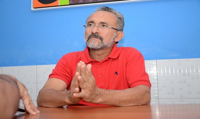 Ademar Delgado, não conseguiu deixar a Prefeitura de Camaçari na forma como ele sempre falou que deixaria: com as contas em dias e sem dever a ninguém (Foto: Reprodução)