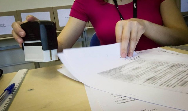 MEC recomenda que os aprovados entrem em contato urgente com a instituição selecionada para saber os documentos necessários e realizar a inscrição (Foto: Reprodução)