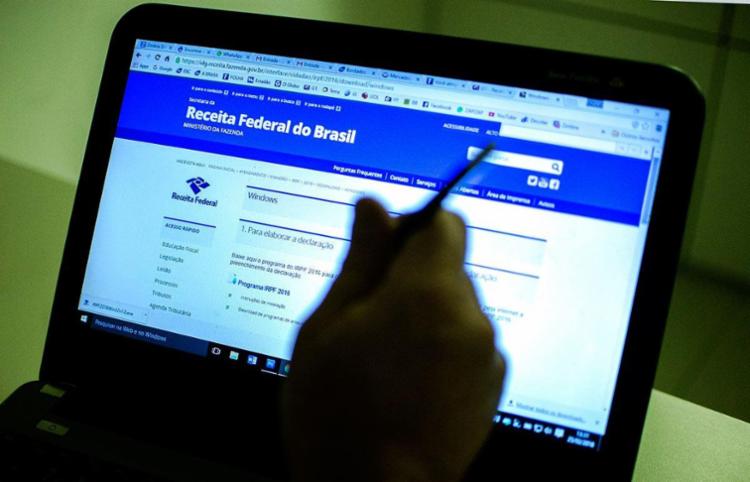 Entrega das declarações pela internet vai até as 23h59 do dia 28 de abril (Foto: Marcelo Camargo | ABr)