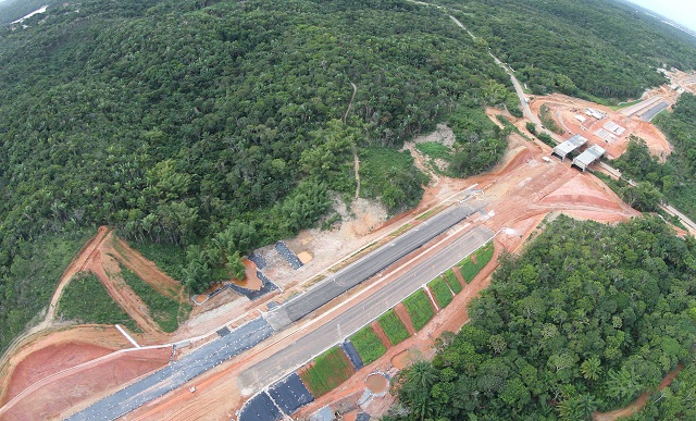 Vista aérea da Via Metropolitana Camaçari-Lauro de Freitas (Foto: Manu Dias/GOVBA) Vista aérea da Via Metropolitana Camaçari-Lauro de Freitas (Foto: Manu Dias/GOVBA)