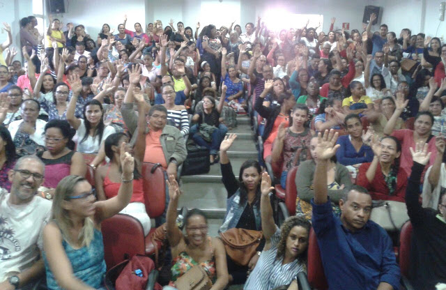 Governo municipal alega não ter 'condições econômicas' para dar reajuste dos professores