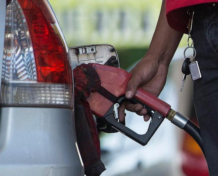Litro da gasolina pode ficar R$ 0,03 mais barato (Foto: Marcelo Camargo l Ag. Brasil)