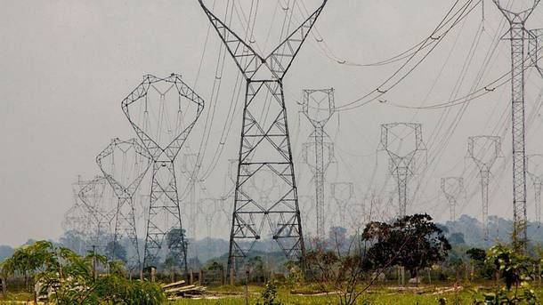 Com isso, a tarifa de energia terá cobrança adicional de R$ 3,00 a cada 100 kWh consumidos