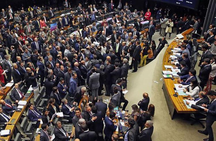 Para ter validade em 2018, regra precisa ser aprovada pela Câmara e pelo Senado (Foto: Wilson Dias l Agência Brasil)