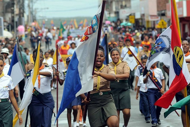 Desfile pelo 7 de Setembro na Gleba E