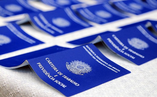 Apenas 25% dos desempregados com idade entre 18 e 24 anos foram recolocados no mercado (Foto: Valdecir Galor/SMCS)