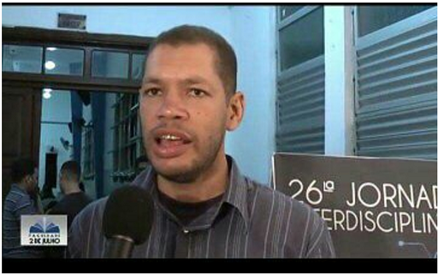 O irmão de Josinei, o contador Josivan Cedraz, informou que ele apresenta desde os 20 anos, quadro de esquizofrenia e estava em crise