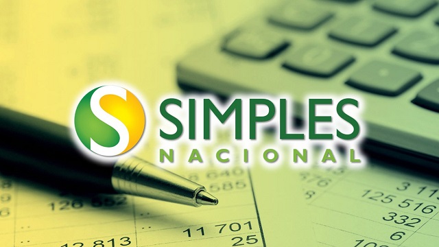 Para fazer parte da Ação Administrativa, e conseguir o reenquadramento, é preciso que os contadores ou representantes legais dessas empresas procurem a equipe da ACEC-CDL o quanto antes, pois o prazo para dar entrada na Ação Administrativa até o dia 31 de outubro