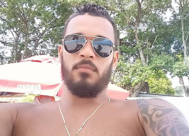 Polícia acredita que Kléber foi vítima de execução (Foto: Reprodução | Simões Filho Online)