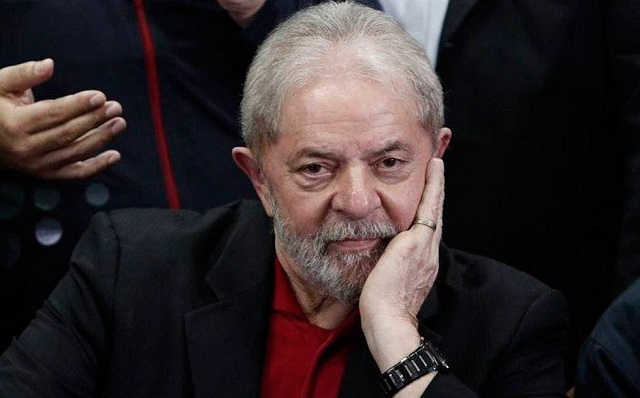 Atualmente, quatro ações contra o presidente tramitam na 10ª Vara Federal (Foto: AFP)