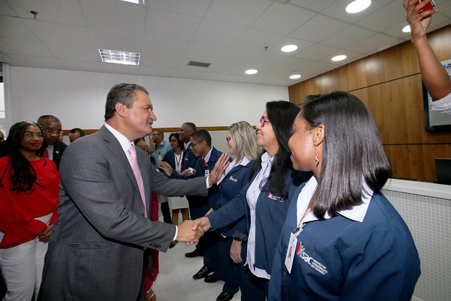 Inauguração do novo posto SAC, que passa a funcionar no Boulevard Shopping em Camaçari (Foto: Manu Dias/GOVBA)