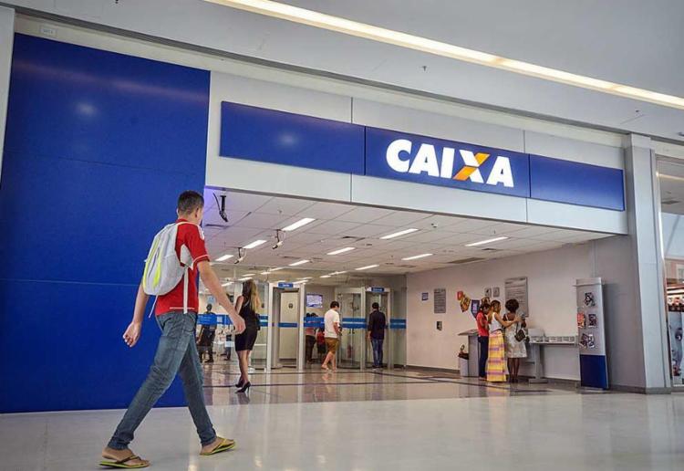 Lei autoriza aplicação de até R$ 15 bilhões do FGTS para socorrer a Caixa (Foto: Erik Salles | Ag. Servphoto)
