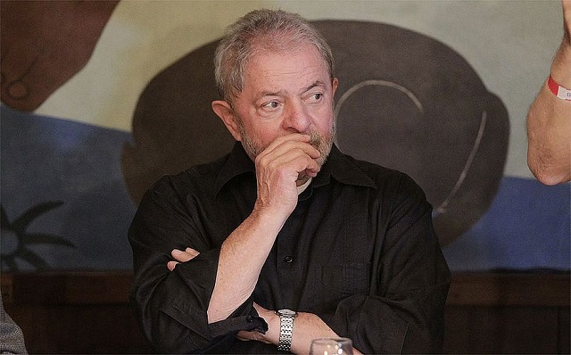 Lula foi condenado a pena de 9 anos e 6 meses de prisão em 2ª instância (Foto: Arisson Marinho / CORREIO)