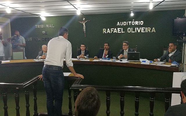 Técnico Vagner Mancini, do Vitória, é absolvido pelo TJD-BA (Vitor Villar / CORREIO)