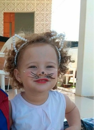 A caminho do hospital foi feita uma tentativa de reanimação da garota, mas ao chegar lá já estava morta (Foto: Reprodução)