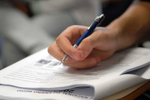 Inep alerta aos interessados em fazer o Enem que consultem apenas os canais oficias do Inep e do MEC para se informar (Foto: Reprodução)