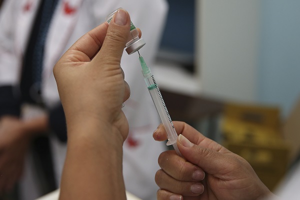 Campanha tem um público-alvo definido pelo Ministério da Saúde, que inclui idosos, crianças pequenas, gestantes e pessoas com doenças crônicas não transmissíveis, como cardiopatias (Foto: Reprodução)