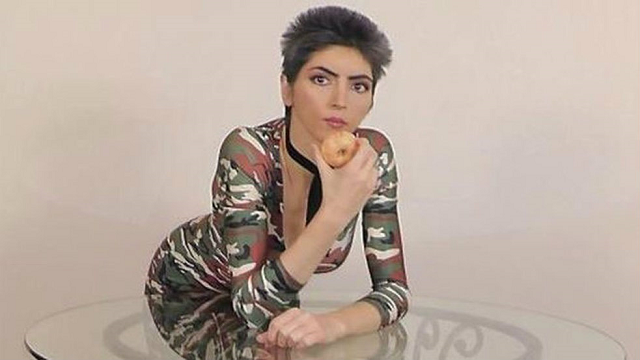 Nasim Aghdam se queixou em várias ocasiões que o YouTube supostamente bloqueou e censurou seus vídeos (Foto: Reprodução)