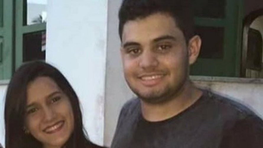 Clara e Felipe estavam separados por conta de outra agressão que ela tinha sofrido em Milagres.