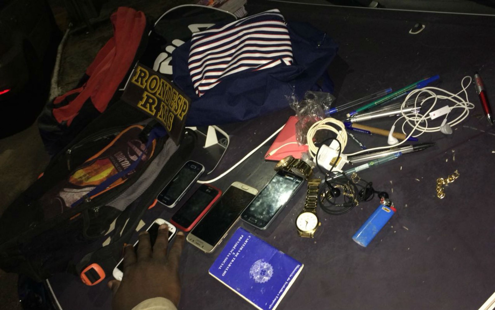 Material roubado foi apreendido pela polícia (Foto: Divulgação/SSP-BA) Material roubado foi apreendido pela polícia (Foto: Divulgação/SSP-BA)