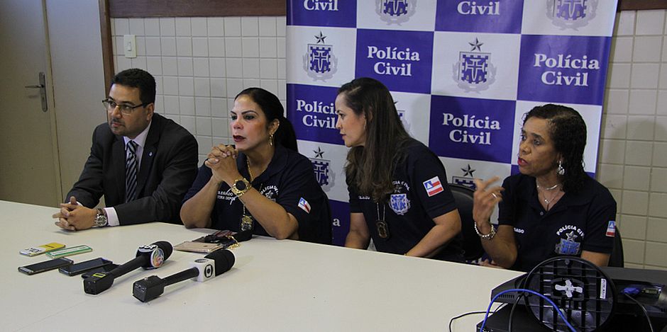 Policiais em coletiva de imprensa sobre a Operação ( Almiro Lopes/CORREIO)