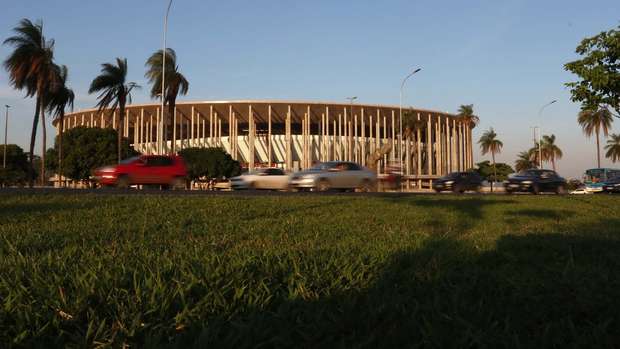 Obras de urbanização no entorno do estádio Mané Garrincha não saíram do papel Foto: Agência Brasília / BBC News Brasil