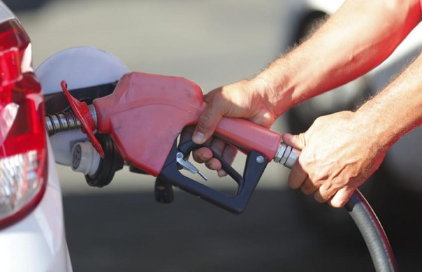 O preço do litro do combustível aumentará partir desta quinta (28) (Foto: Reprodução)