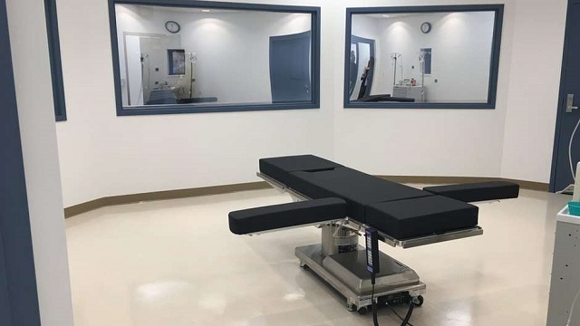  Caso execute Dozier nesta quarta-feira, o Estado de Nevada usará pela primeira vez a nova sala de execuções da prisão de Ely, que custou US$ 860.000 (Foto: Departamento de Execução Penal de Nevada / BBC News Brasil)
