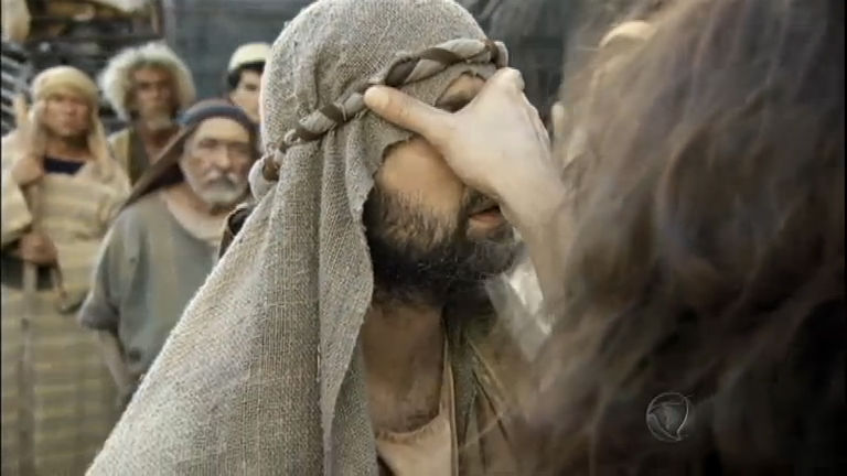 Só ele cura os de coração quebrantado e cuida das suas feridas. Salmos 147:3 (Porém é muito mais profundo que que possa imaginar, o que diz o texto em legenda)