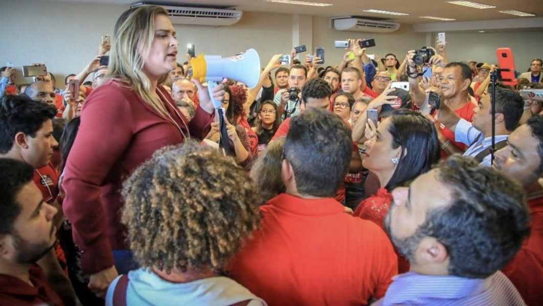 Foto Facebook de Marília Arraes