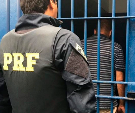 Suspeito já tem passagem pela polícia por agressão a uma mulher em um hotel de Feira de Santana, usando a mesma prática (Foto: Reprodução)